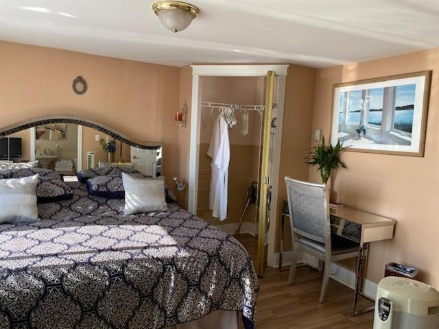Ocean Breeze Executive Bed And Breakfast North Vancouver Exterior foto
